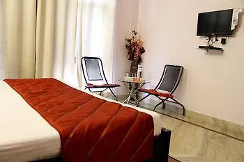 Oyo Rooms Garden Villas Gurgaon